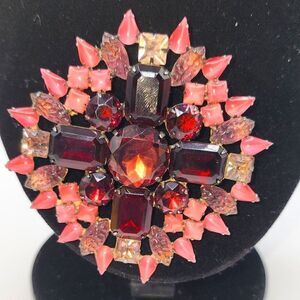 BIG VINTAGE KENNETH JAY LANE KJL PINK PURPLE ART GLASS RHINESTONE BROOCH